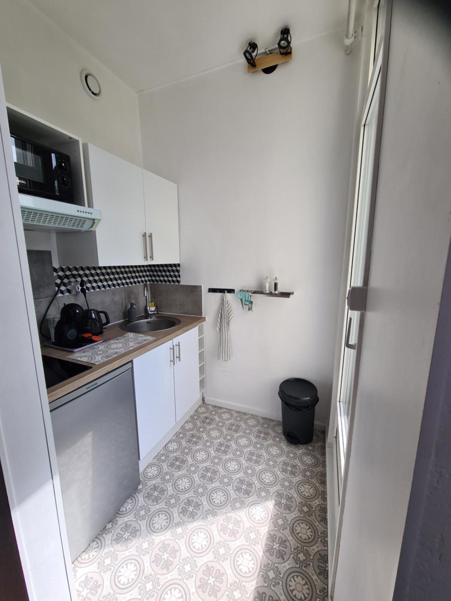 Studio Avec Terrasse Et Place De Parking Tuluza Zewnętrze zdjęcie